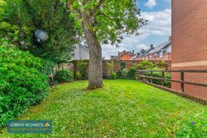 Photo 24- click for photo gallery